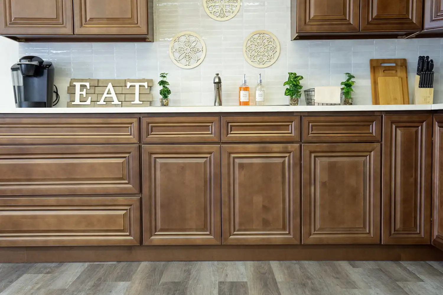 dark-caramel-kitchen-cabinets-doral-florida
