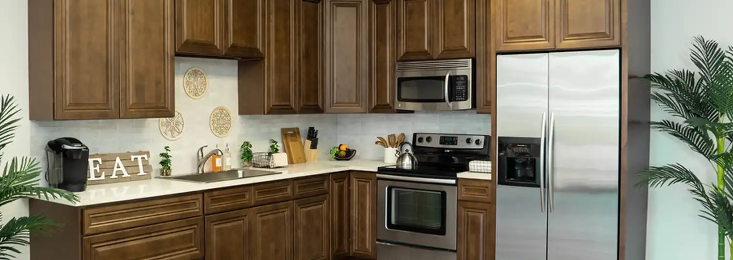 dark-caramel-kitchen-cabinets-miami-florida